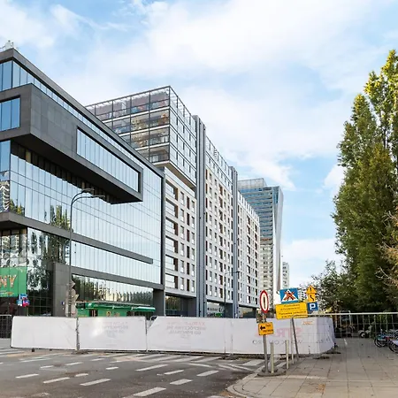 Wola Grzybowska Lavish By Bookinghost דירה