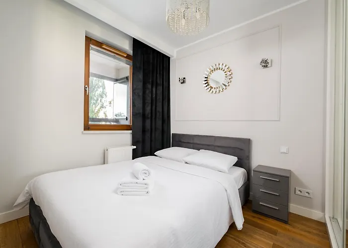Wola Grzybowska Lavish By Bookinghost Apartman Varsó