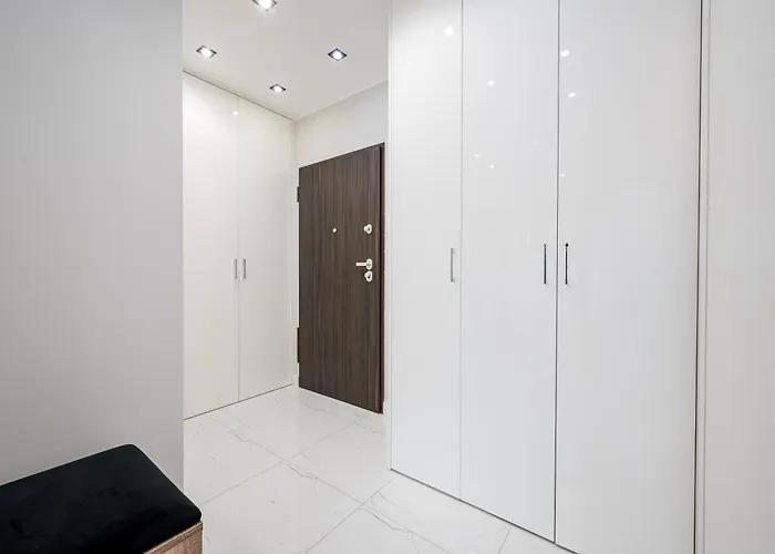 Wola Grzybowska Lavish By Bookinghost Apartman *