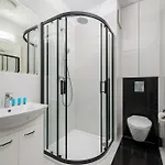 Wola Grzybowska Lavish By Bookinghost Апартаменты *